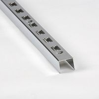 Перфорированная стойка для магазинов Профиль: 30х23 мм Высота: 2400 мм Цвет: хром