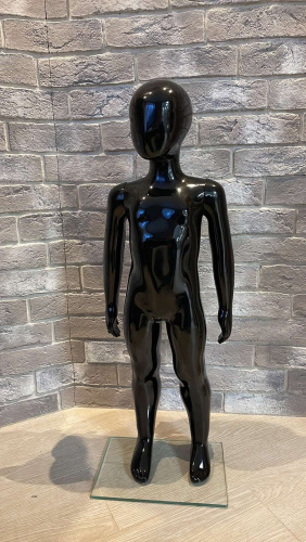 Манекен детский ростовой без лица, черный глянец Рост: 870 мм