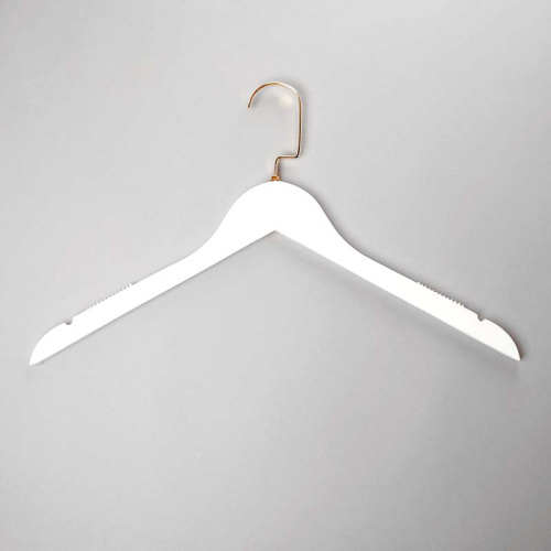 Вешалка-плечики деревянные для одежды C31/1-К(бел/зол)