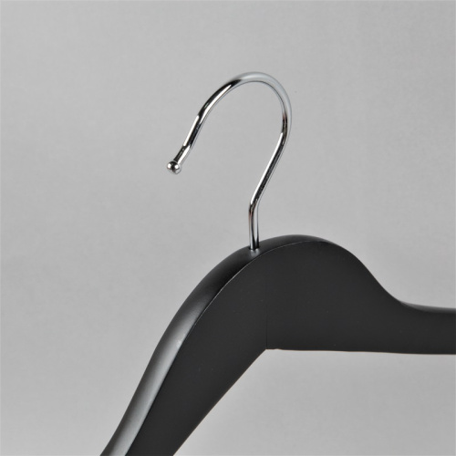 Вешалка-плечики для одежды деревянная C30-5D(черн) фото 2