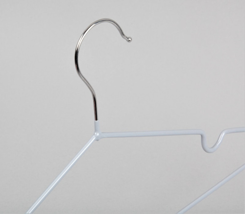 Плечики для одежды обрезиненные A04XL(серебро) фото 2 Плечики для одежды обрезиненные A04XL(серебро) фото 2