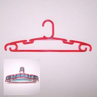 Вешалка пластиковая В-201