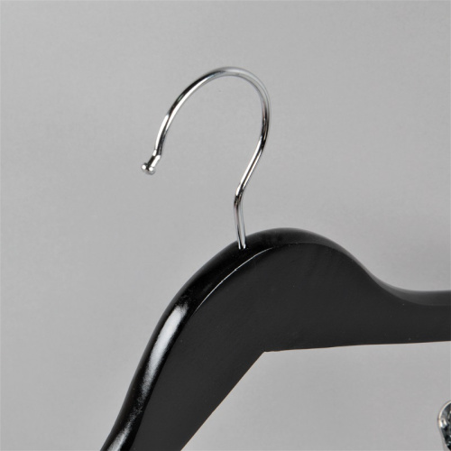 Вешалка деревянная с зажимами Длина: 440 мм Цвет: черный фото 2 Вешалка деревянная с зажимами Длина: 440 мм Цвет: черный фото 2