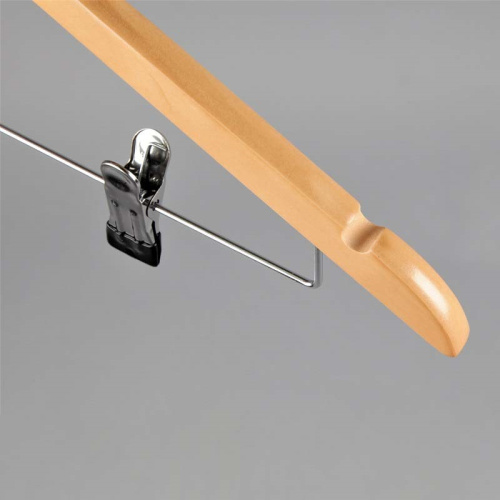 Вешалка-плечики деревянная антивандальная 66NB/AB(светл/хром) фото 2